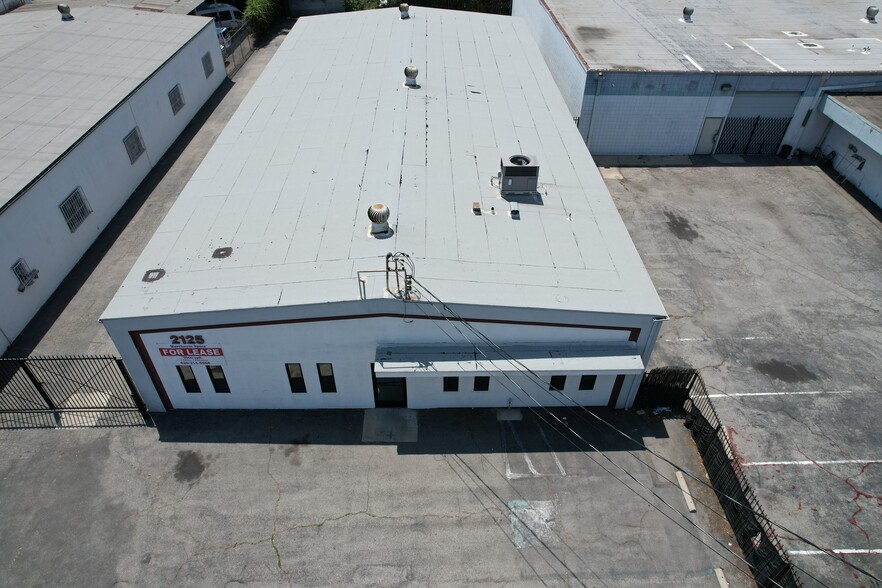 2125 N Seaman Ave, South El Monte, CA for lease - Building Photo - Image 2 of 6