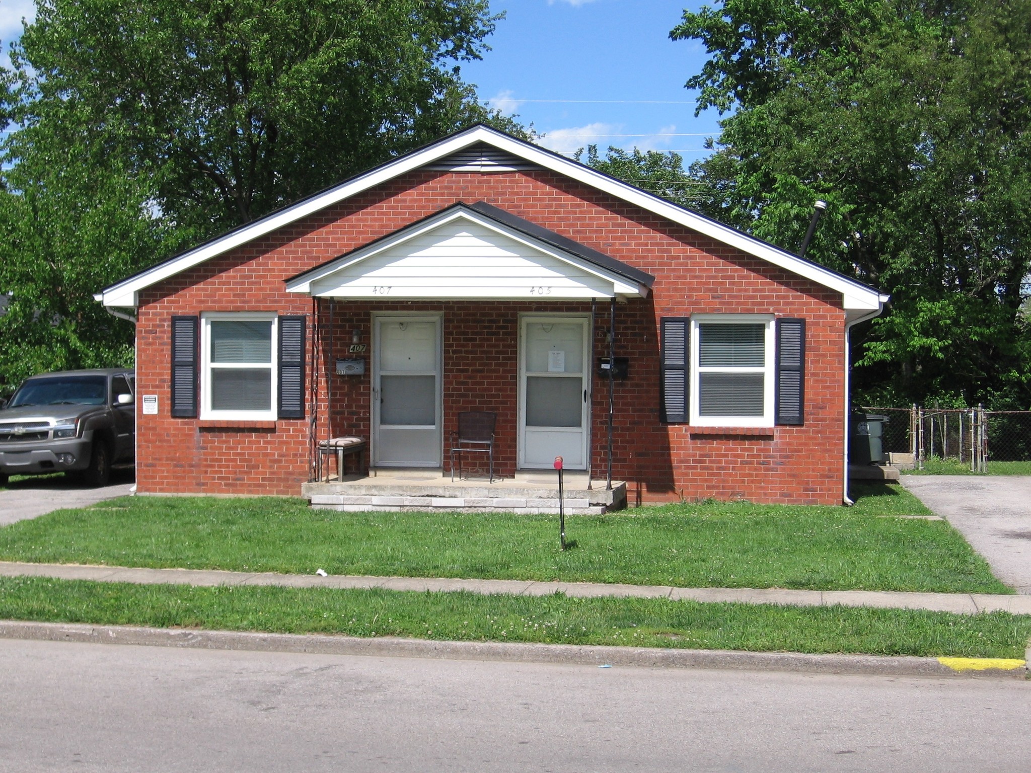 405-407 Morrison Ave, Lexington, KY for sale Primary Photo- Image 1 of 10