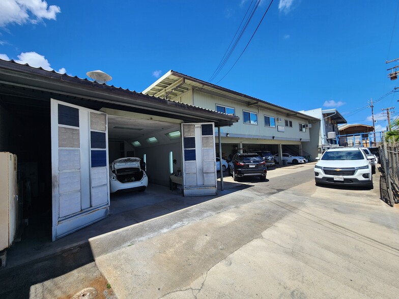 2015 Kalani St, Honolulu, HI for sale - Building Photo - Image 2 of 14