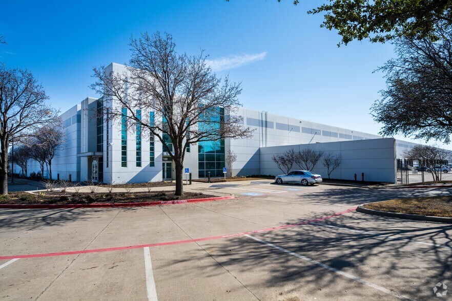 920 Westport Pky, Haslet, TX for sale - Primary Photo - Image 1 of 1