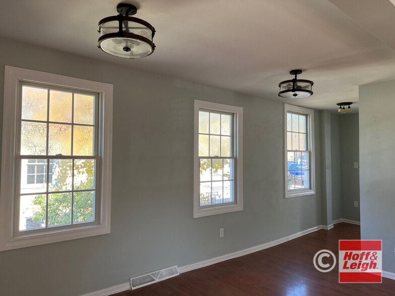 218-220 N Main St, Hudson, OH for sale - Interior Photo - Image 3 of 5