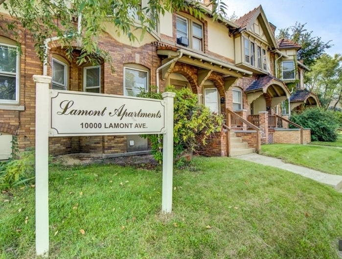 10010 Lamont Ave, Cleveland, OH 44106