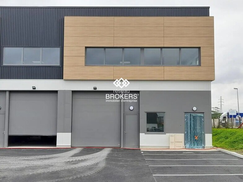 Flex in Gellainville for lease - Building Photo - Image 2 of 12