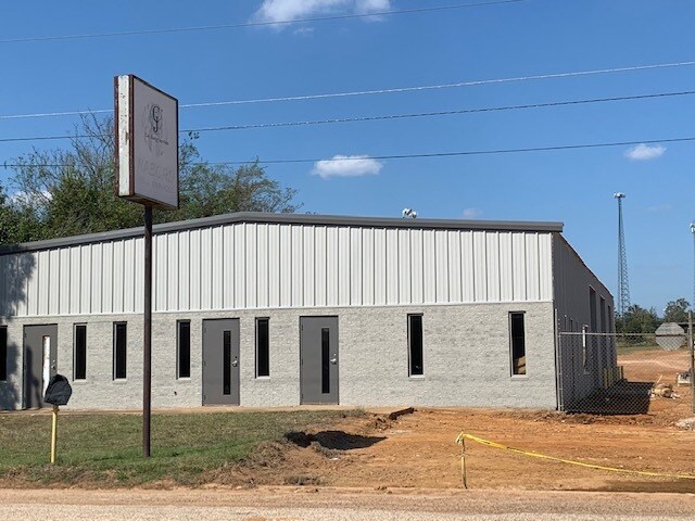 404 Ambassador Row, Longview, TX for sale Primary Photo- Image 1 of 1