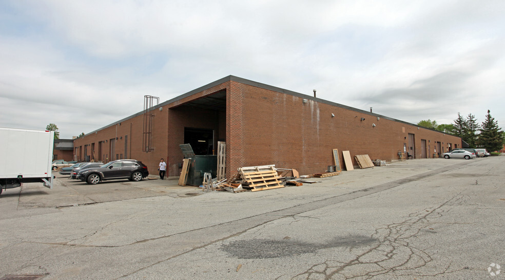 1001 Denison St, Markham, ON for lease - Building Photo - Image 2 of 9