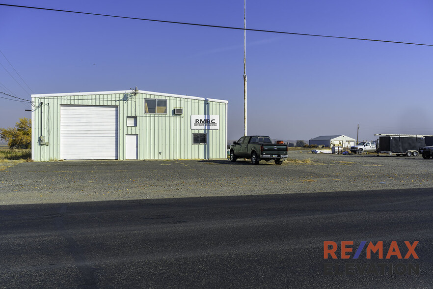 699 Lane 9, Powell, WY for sale - Building Photo - Image 2 of 54