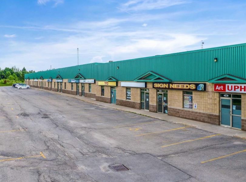 48 Centennial Rd, Orangeville, ON L9W 3T4