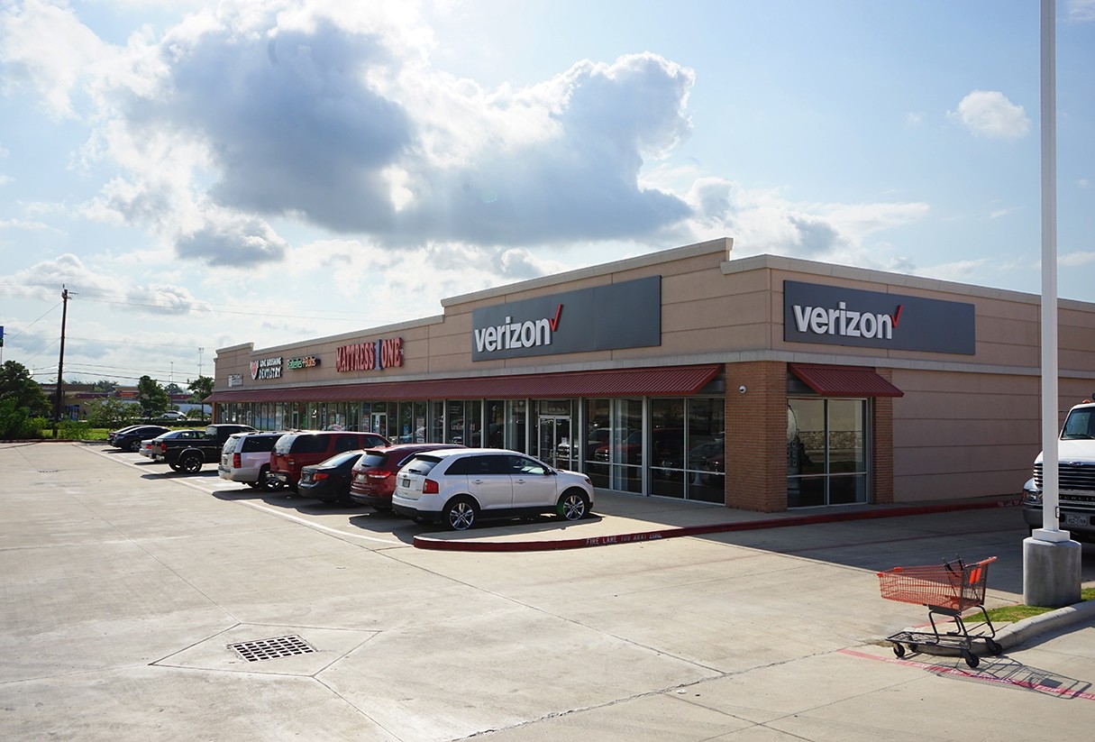 13740 East Fwy, Houston, TX for sale Building Photo- Image 1 of 1