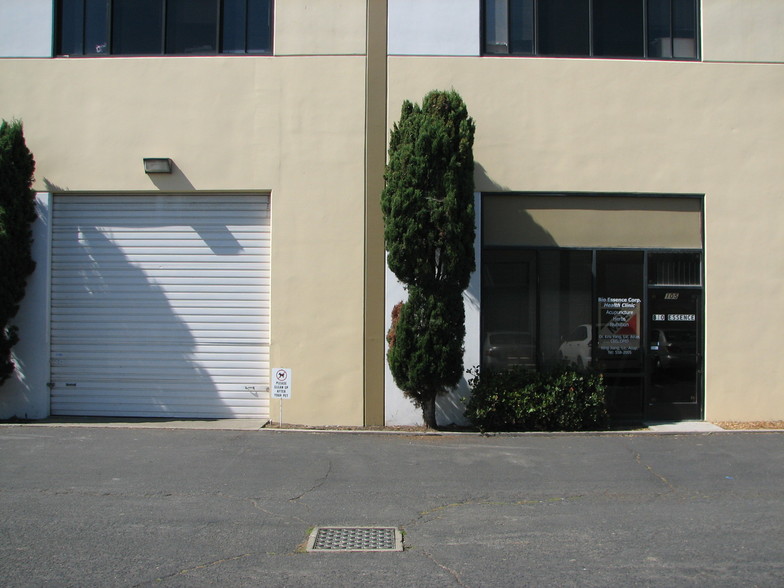 5221 Central Ave, Richmond, CA for lease - Building Photo - Image 3 of 9