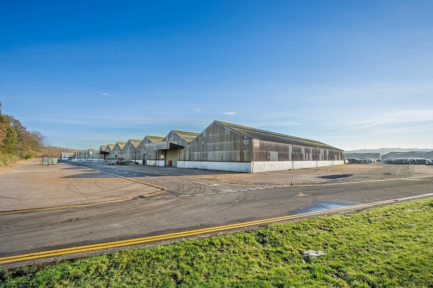 Station Rd, Long Marston for lease - Building Photo - Image 2 of 21