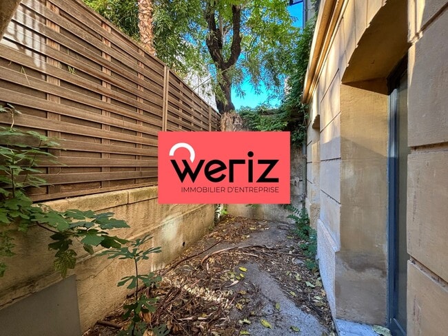 Location Bureaux 141 m² à 423 m²