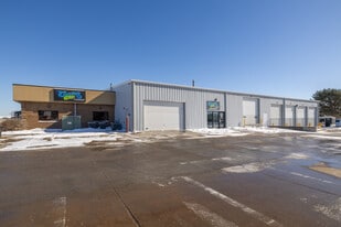 16190 Laurel St, Waukee IA - Warehouse