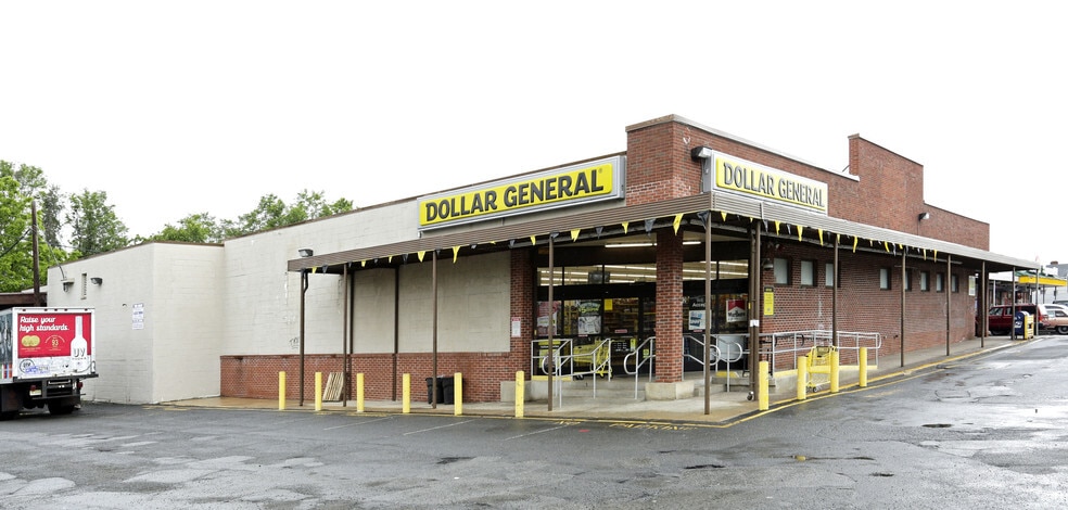 80 E 15th St, Paterson, NJ for lease - Primary Photo - Image 1 of 3