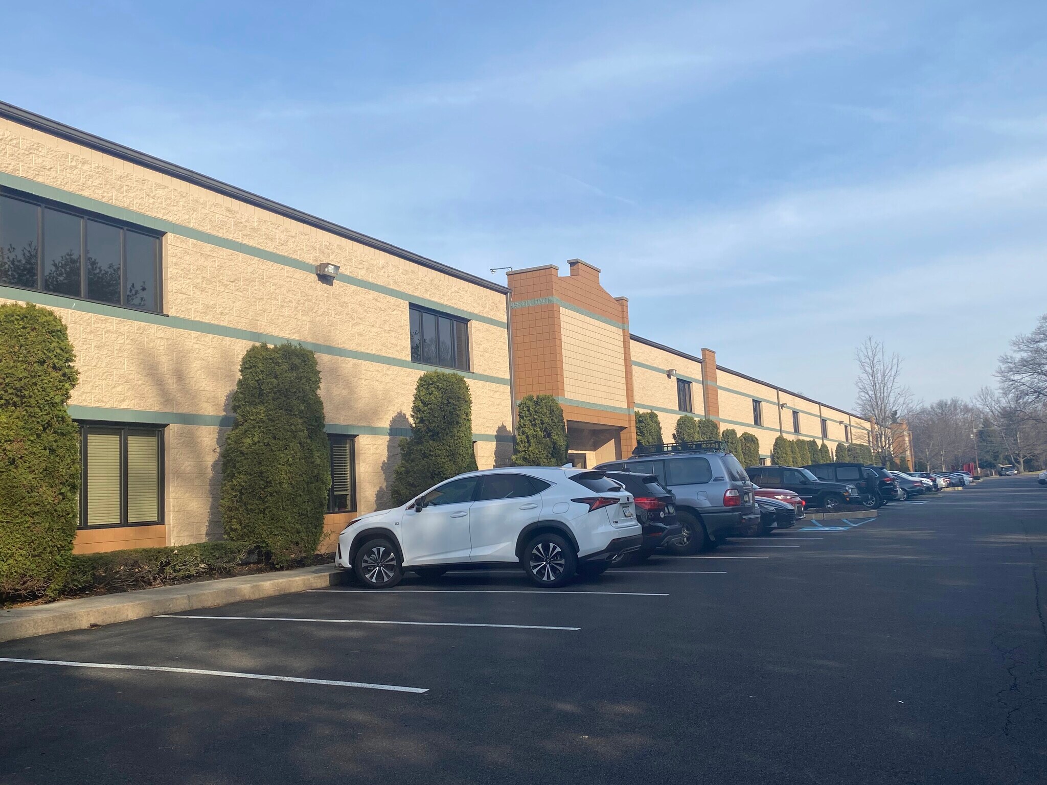 1810 County Line Rd, Huntingdon Valley, PA 19006 Huntingdon Glen