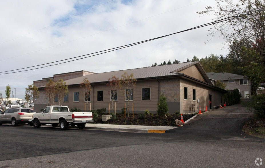 1707 3rd St SE, Puyallup, WA for lease - Primary Photo - Image 1 of 3