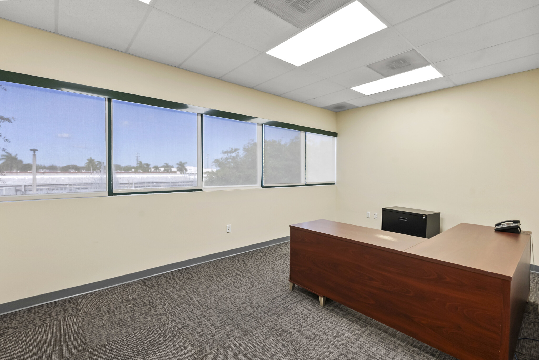 4577 N Nob Hill Rd, Sunrise, FL for lease Building Photo- Image 1 of 6