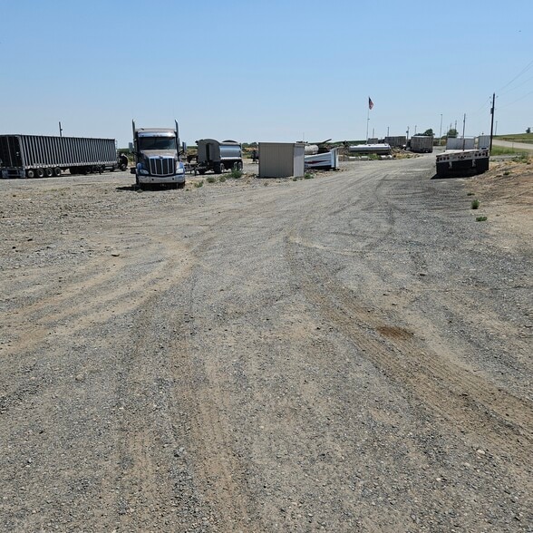 4523 SE 3rd Ave, New Plymouth, ID for sale - Building Photo - Image 2 of 2