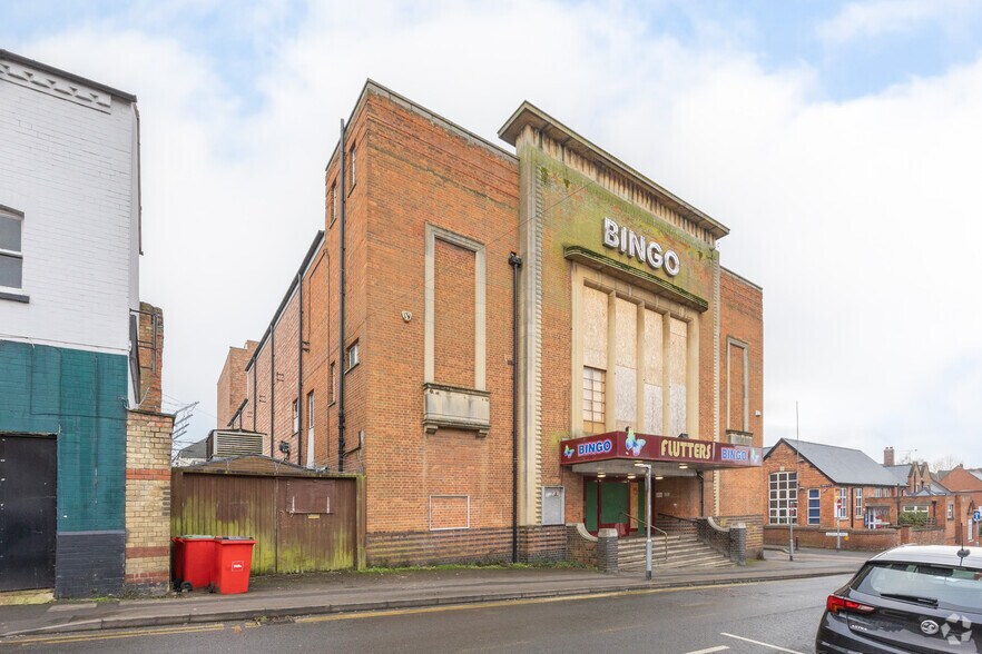 College St, Rushden for lease - Building Photo - Image 3 of 15