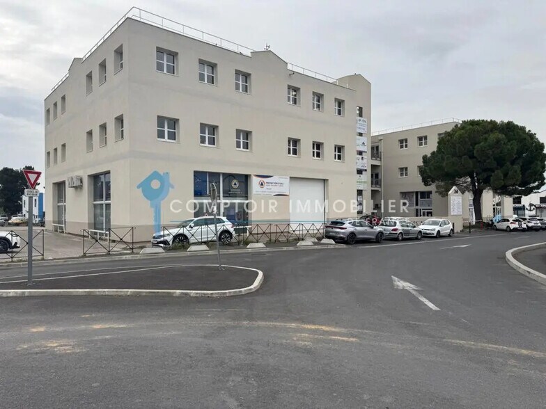 Flex in Lattes for sale - Building Photo - Image 1 of 11