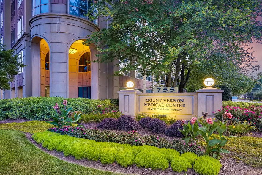 755 Mount Vernon Hwy NE, Atlanta, GA for lease - Building Photo - Image 3 of 10