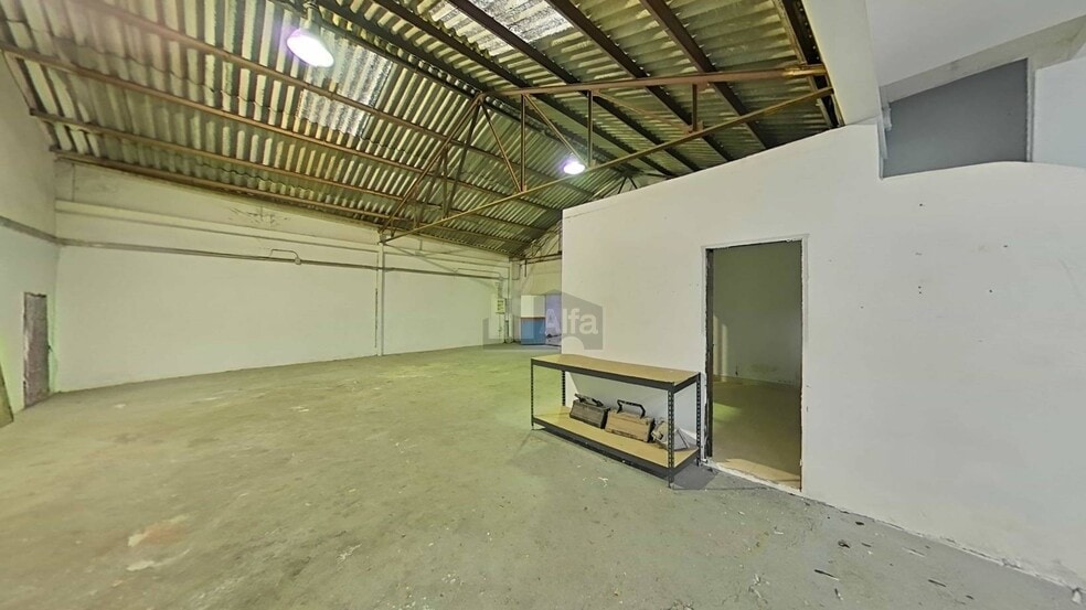 Industrial in Chinchón, Madrid for sale - Interior Photo - Image 2 of 8
