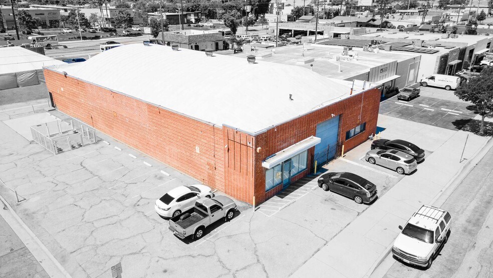 9256 Bermudez St, Pico Rivera, CA for sale - Primary Photo - Image 1 of 1