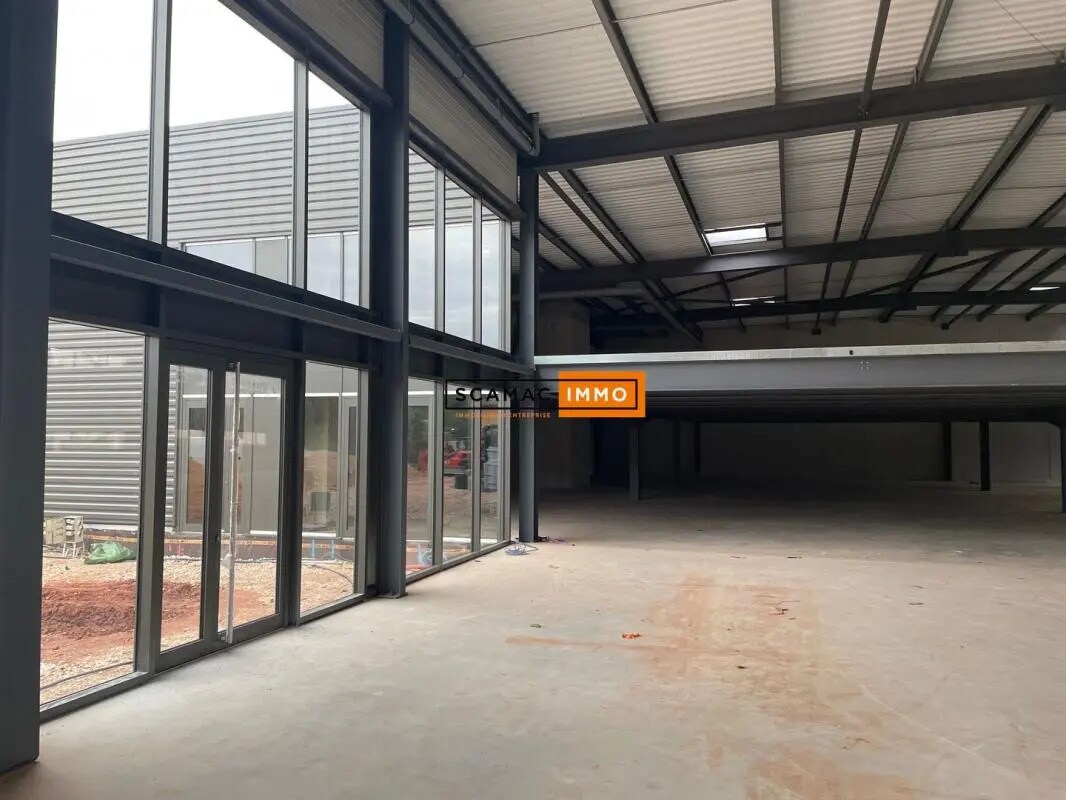 Industrial in Ollioules for lease Interior Photo- Image 1 of 9