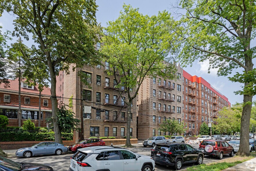 3343 Sedgwick Ave, Bronx, NY for sale - Primary Photo - Image 1 of 1