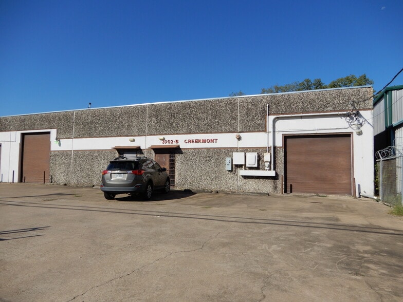 3902 Creekmont Dr, Houston, TX for lease - Building Photo - Image 3 of 15