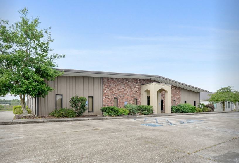 2117 E Highway 30, Gonzales, LA for sale Primary Photo- Image 1 of 1