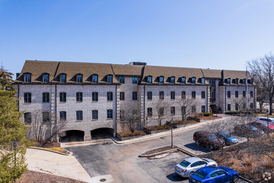 500 Elm Grove Rd, Elm Grove, WI 53122 The Tradesman Building