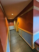 W156N8420 Pilgrim Rd, Menomonee Falls, WI for lease Interior Photo- Image 2 of 3