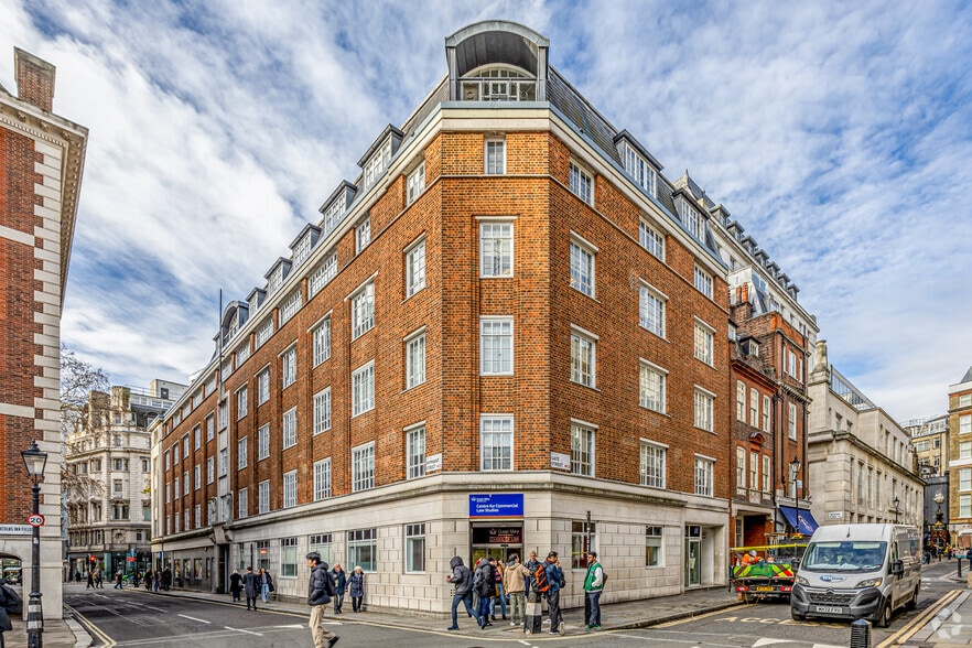 67-69 Lincoln's Inn Flds, London for sale - Primary Photo - Image 1 of 1