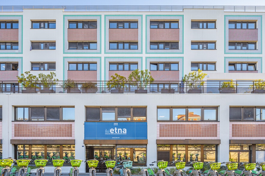 5-13 Rue Maurice Grandcoing, Ivry-sur-Seine for lease - Building Photo - Image 3 of 4