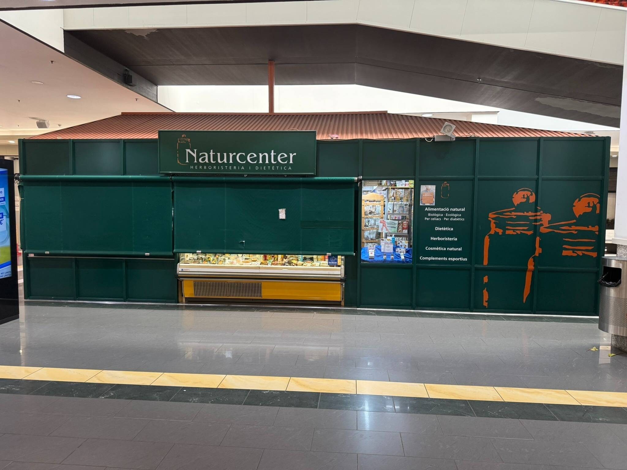 Retail in Barberà del Vallès, Barcelona for lease Interior Photo- Image 1 of 6