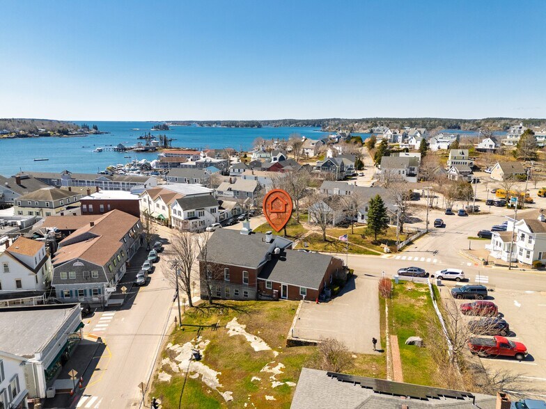 1 Oak St, Boothbay Harbor, ME for lease - Aerial - Image 3 of 4