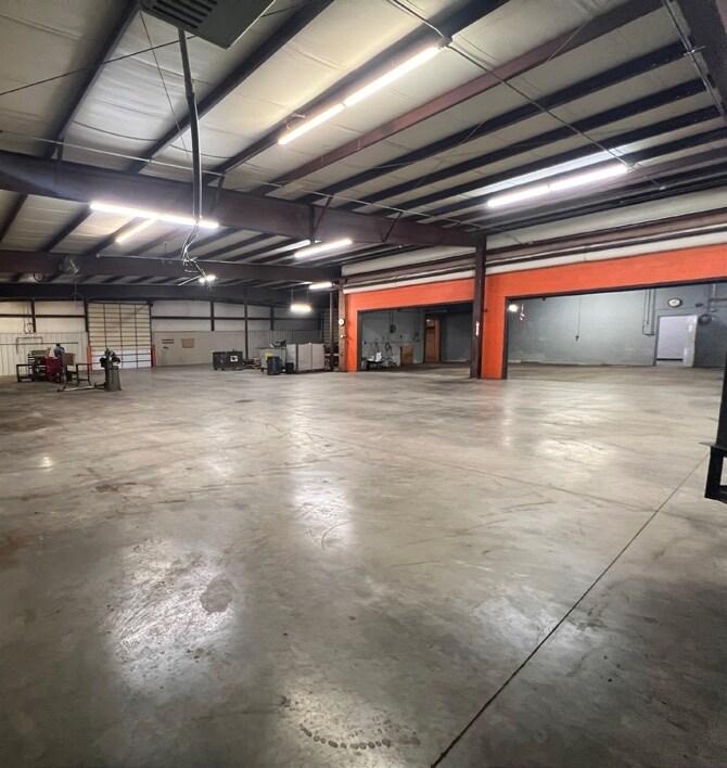 1711 N Sheridan Rd, Tulsa, OK for sale Interior Photo- Image 1 of 1