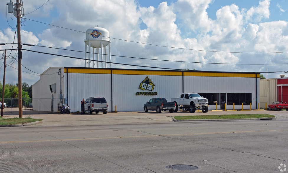 2813 Spencer Hwy, Pasadena, TX for sale - Building Photo - Image 1 of 1