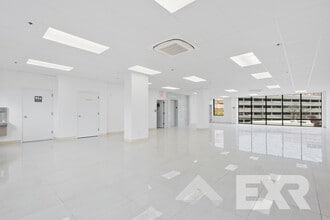 4112 77th St, Elmhurst, NY for lease Interior Photo- Image 2 of 6