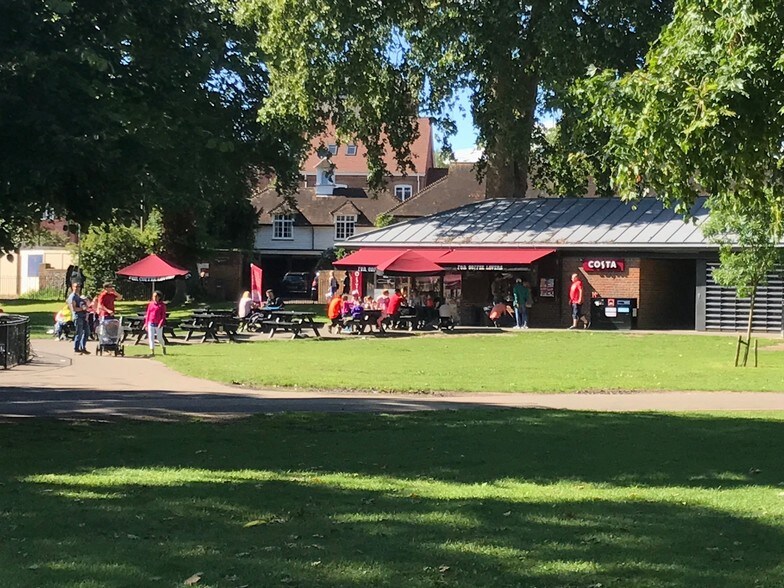 Higginson Park, Pound Ln, Marlow for lease - Primary Photo - Image 1 of 6