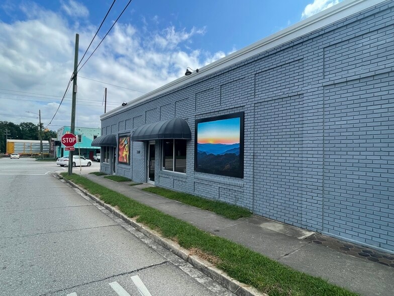 2108 State St, Cayce, SC for lease - Building Photo - Image 2 of 7