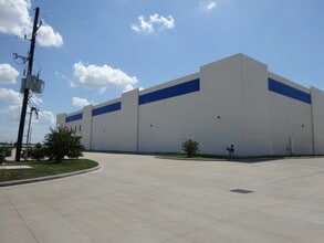 500 Commerce Pky, Katy, TX for lease Interior Photo- Image 2 of 5