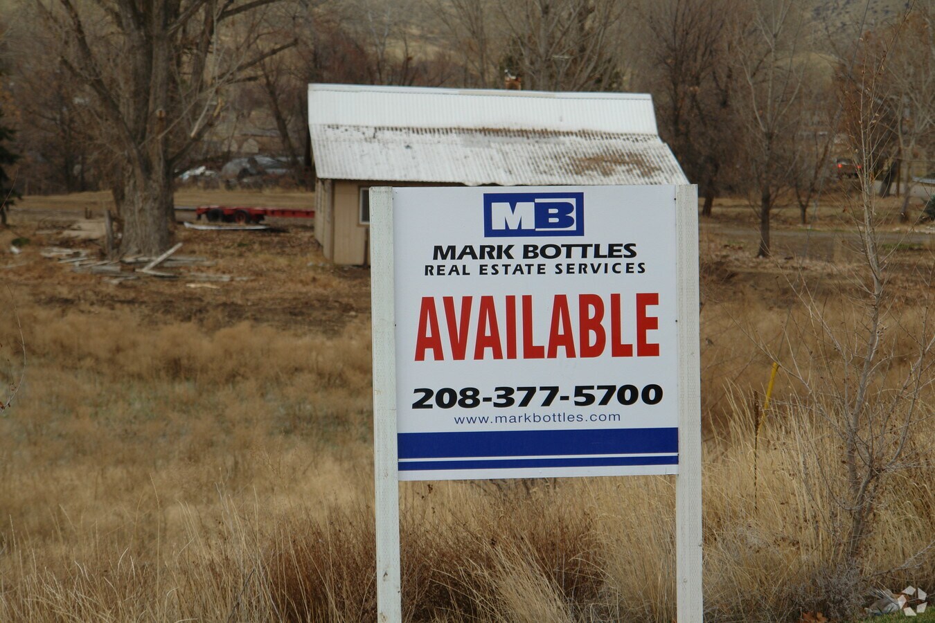 E Beacon Light Rd, Eagle, ID 83616