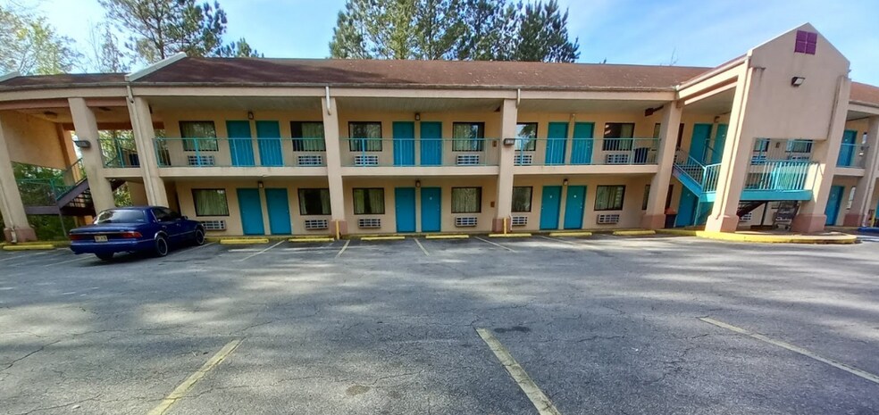 547 S Archusa Ave, Quitman, MS for sale - Primary Photo - Image 1 of 1