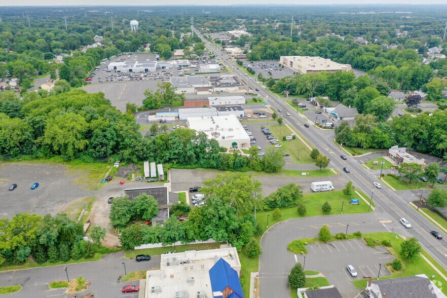 731 Route 33, Hamilton, NJ 08619 Hamilton Centre