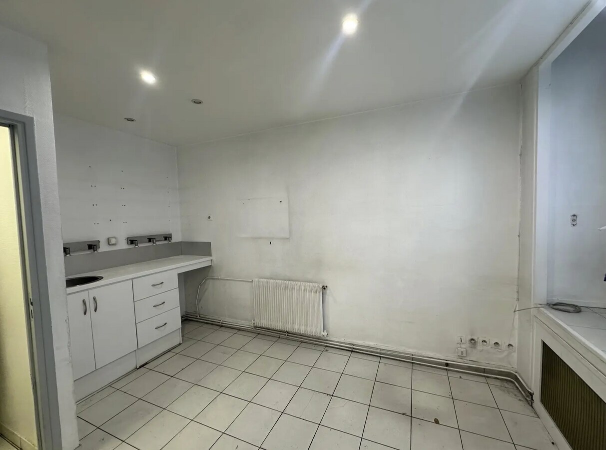 6 Rue Meynadier, Paris, PAR 75019 - Unit 1 -  - Interior Photo - Image 2 of 5