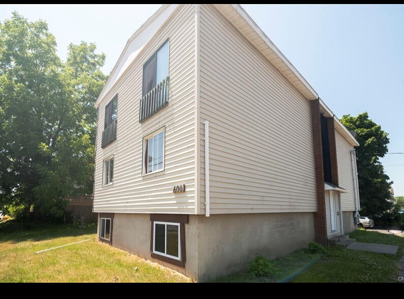 600 South Ave, Syracuse, NY for sale - Primary Photo - Image 1 of 13
