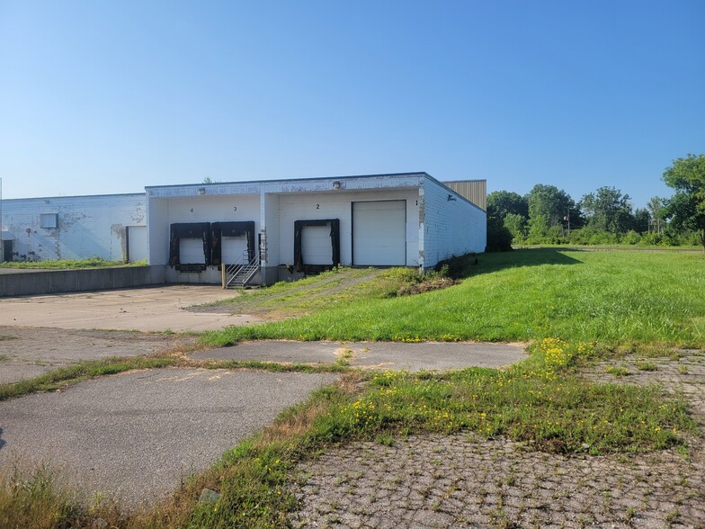 2700 Perkins St, Saginaw, MI for sale - Building Photo - Image 3 of 20