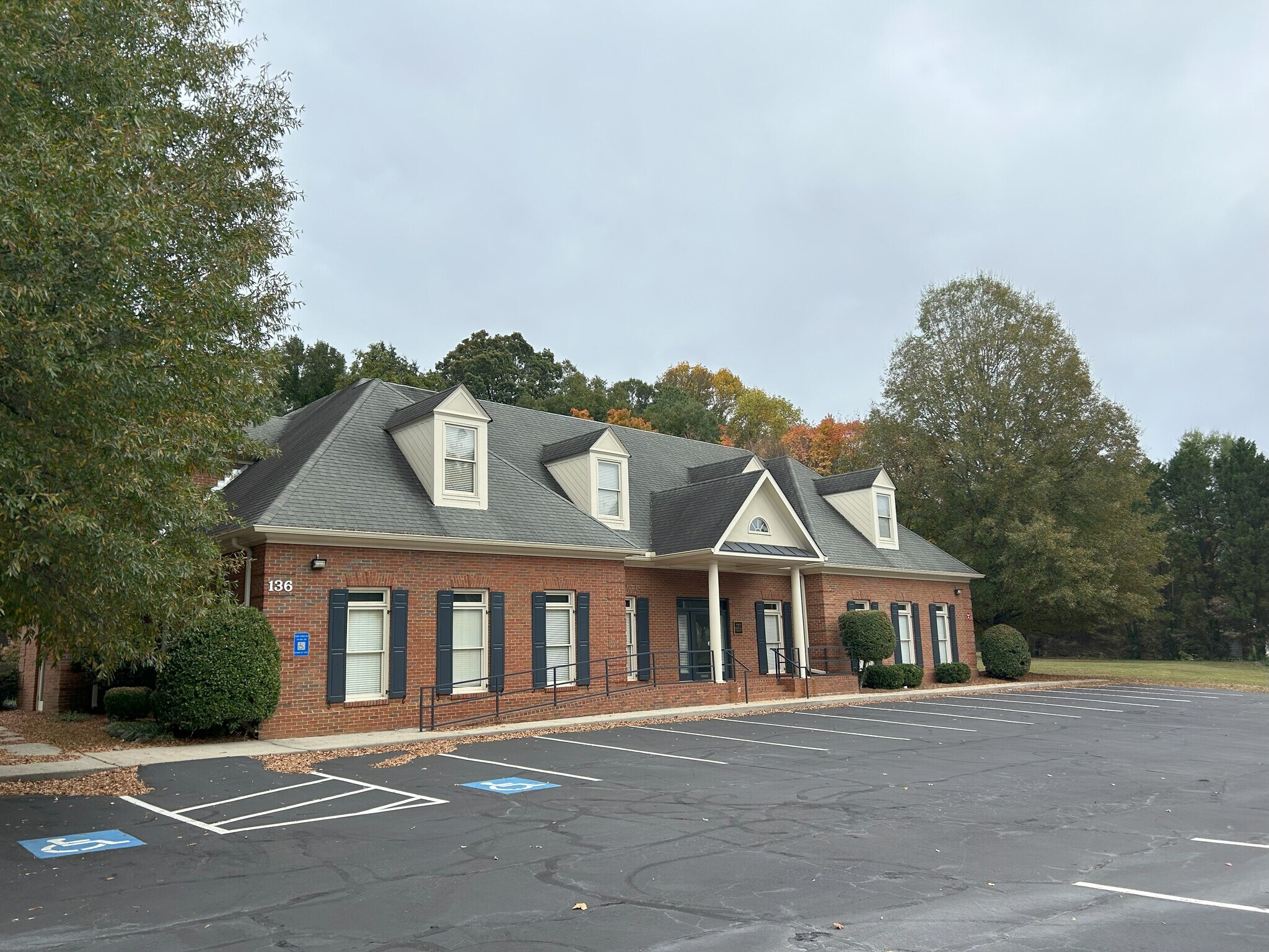 136 N Fairground St NE, Marietta, GA for sale Building Photo- Image 1 of 8