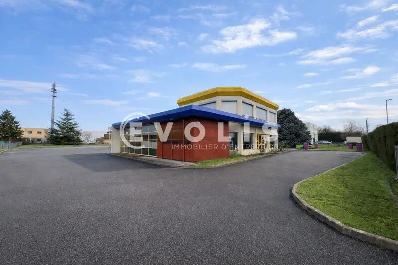 Rue Des Genets, Reyrieux for lease Building Photo- Image 1 of 16